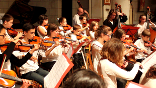 Concert de l'orchestre de l'Ecole de cordes du Loudunais à l'Eglise Saint-Maurice de Martaizé, le samedi 18 Octobre 2014. avec la participation de l'atelier d'orchestre de l'Ecole Saint-Laurent de Martaizé.